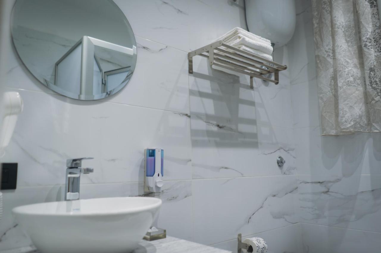Dl Luxury B&B Napoli Phòng bức ảnh